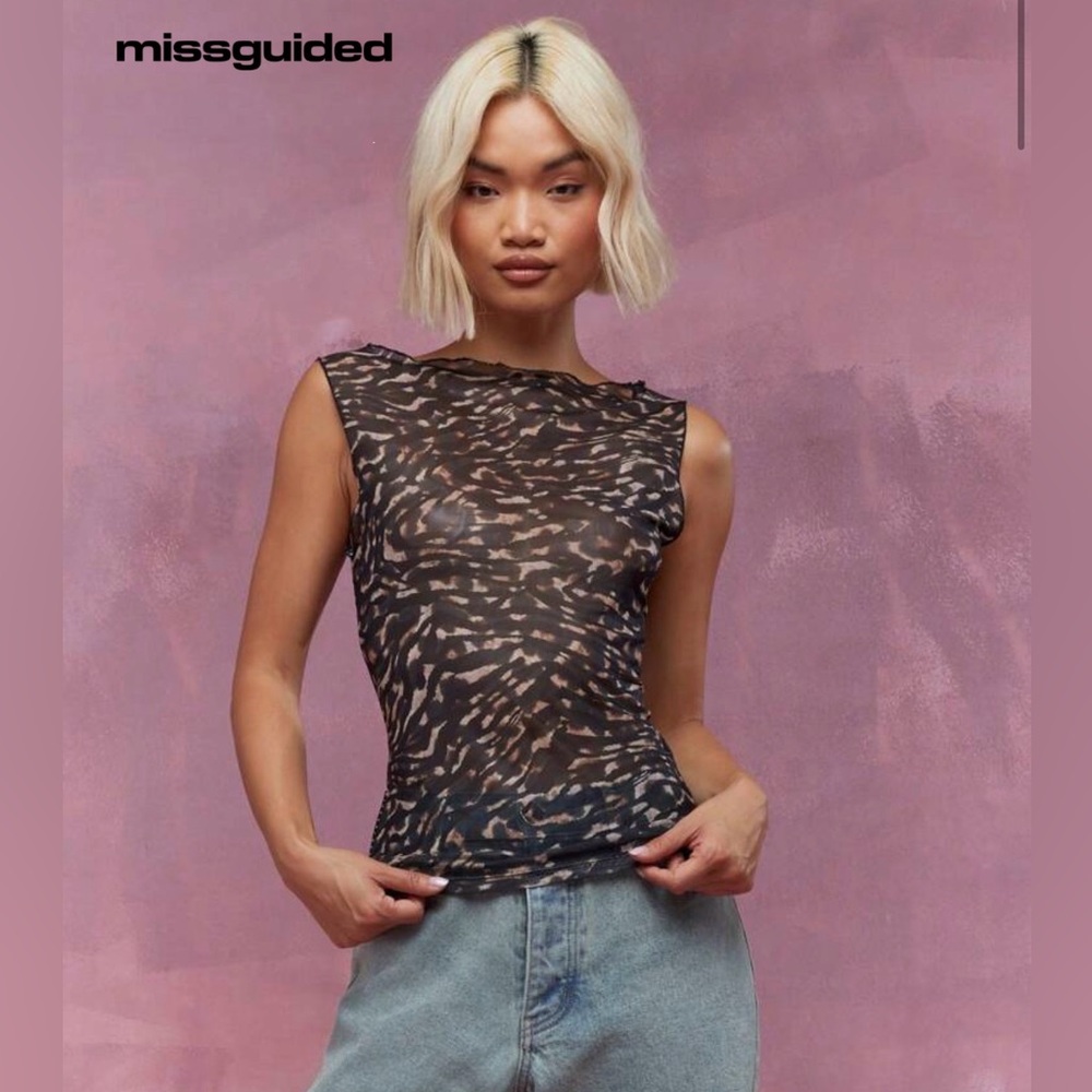 Misguided - Sheer Animal Print Top